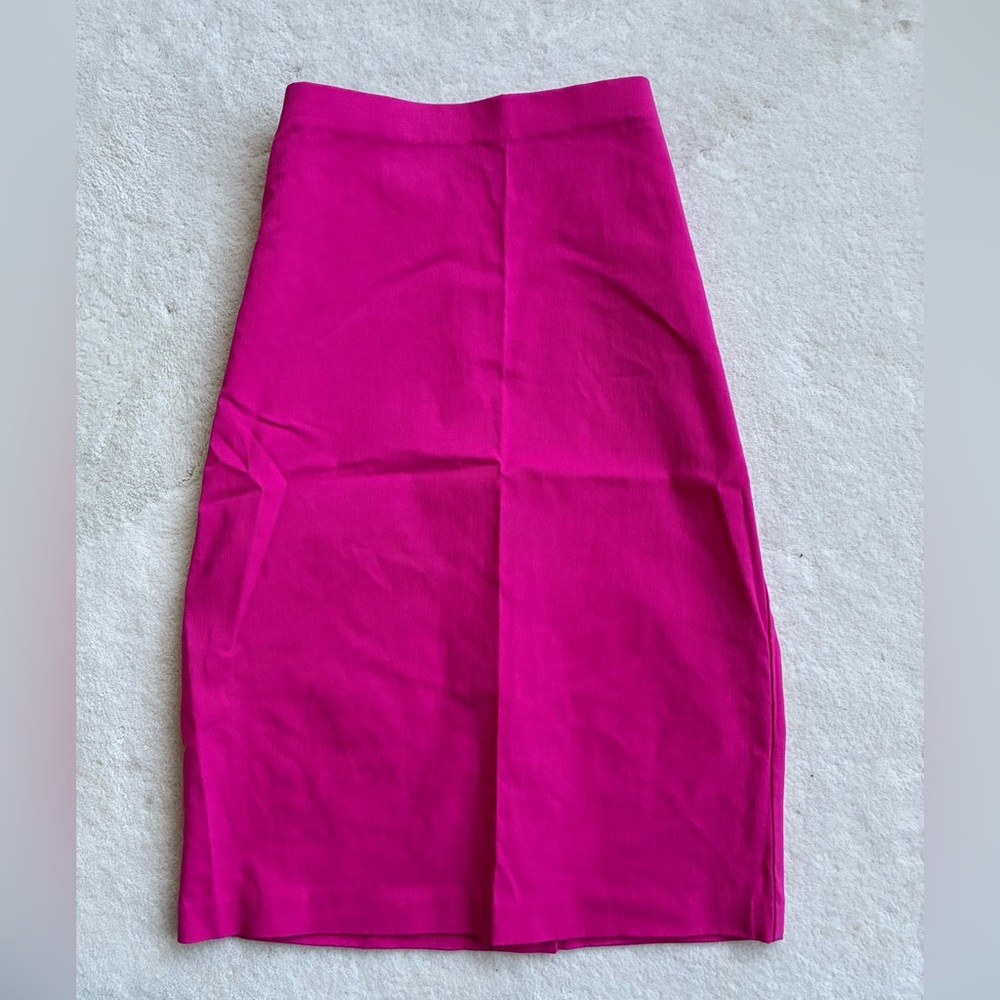 Chic Fuchsia Pencil Skirt for Women